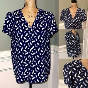 Hilary Radley - Navy Blue V-Neck Short Sleeve Blouse - Size Large
